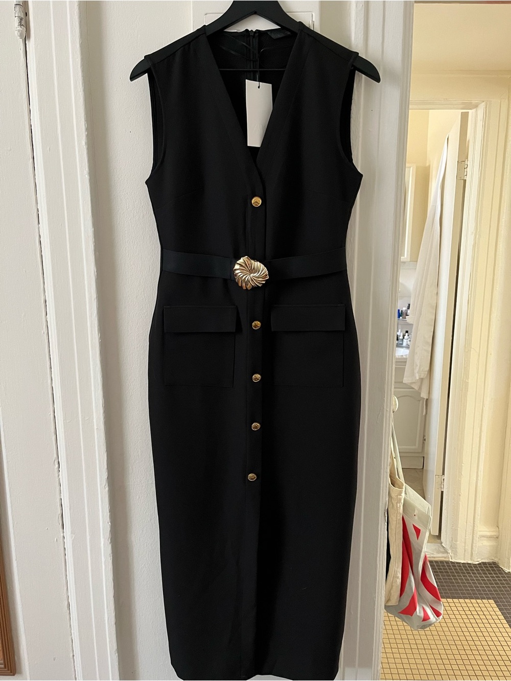 Zara Black Sleeveless Midi Dress with Gold Accent Buttons and Belt - Picture 3 of 6